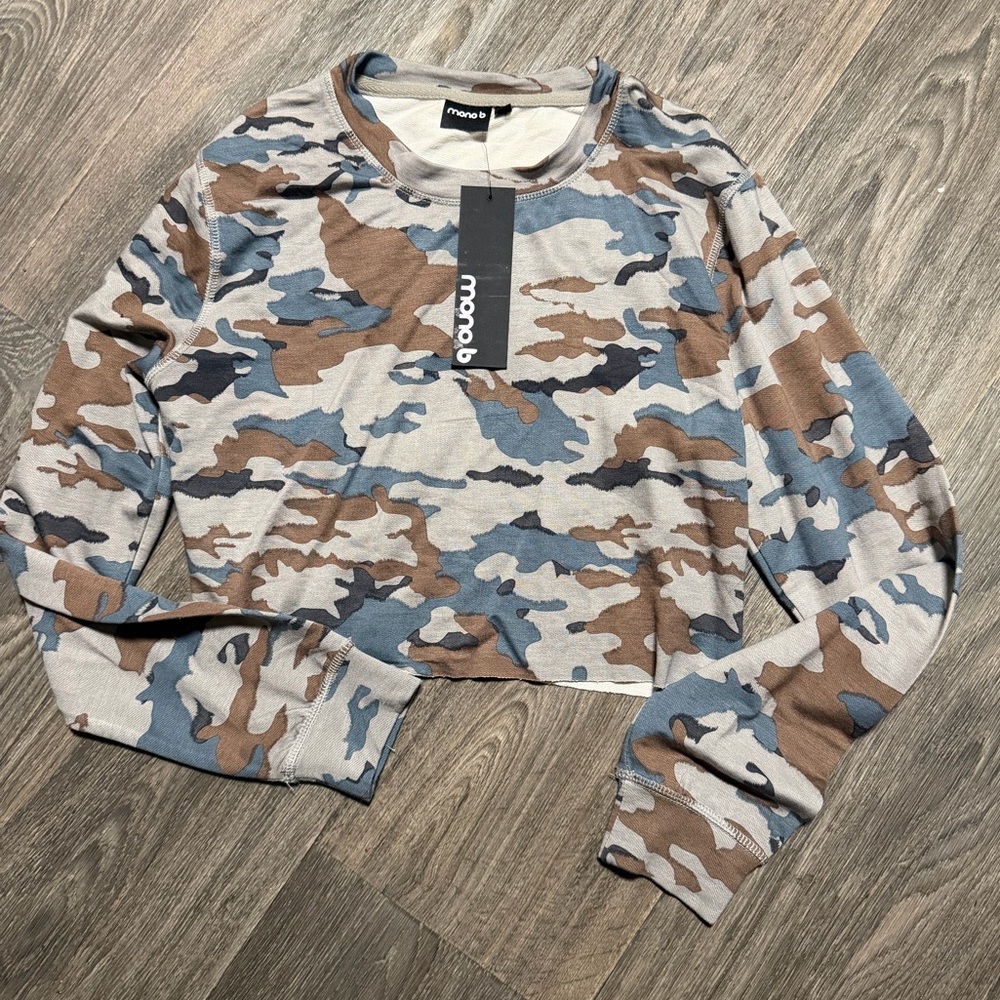 Mono B Camouflage Long-Sleeve Crop